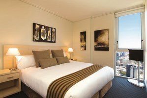 Oaks Brisbane Festival Suites